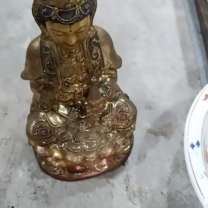 瓷器黄色的形状的超*