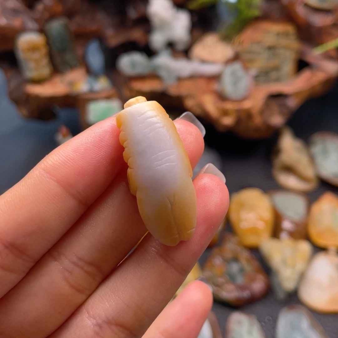 未镶嵌定制翡翠翡翠