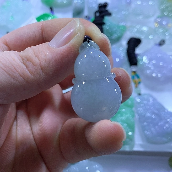 翡翠未镶嵌颈饰天然翡翠A货吊坠