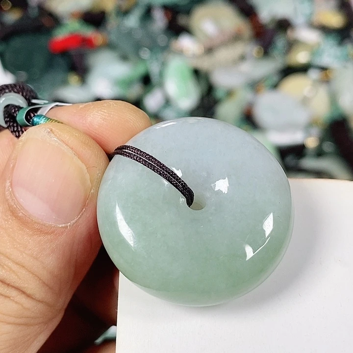 翡翠未镶嵌颈饰天然翡翠玉A货配证书