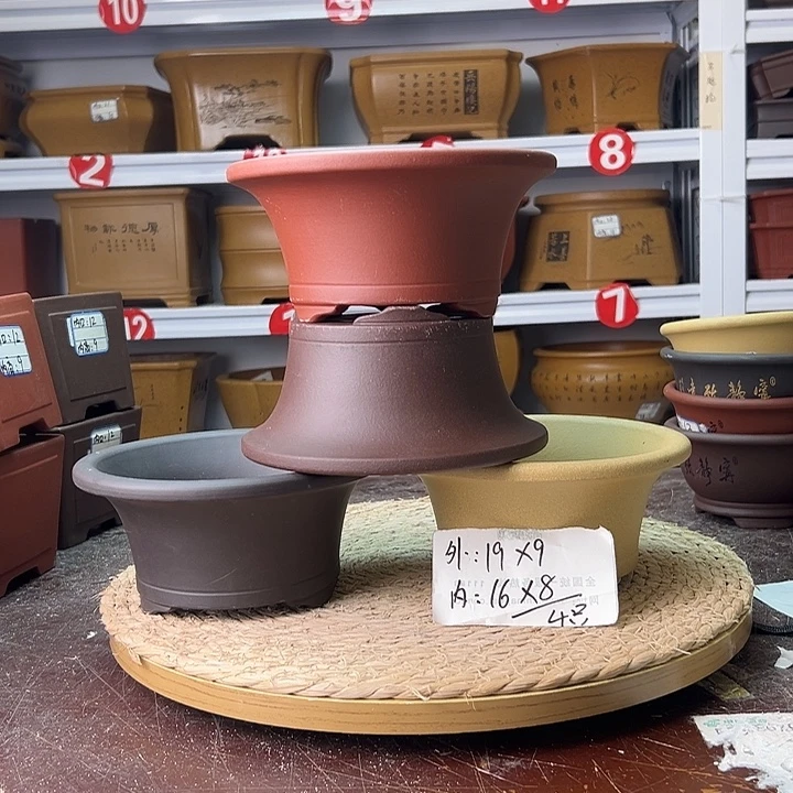 紫砂花盆蛇年大吉