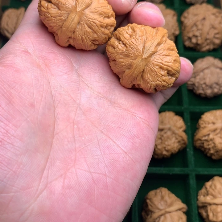 核桃把件39元宝……