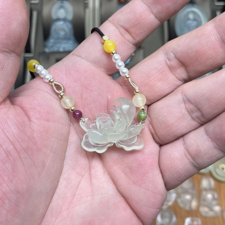 蛇纹石玉未镶嵌吊坠(赠链)