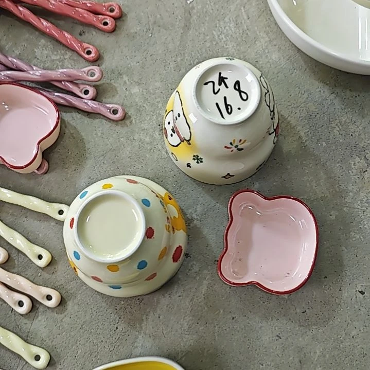 线条小狗黄油小熊葫芦杯各一加小熊碟子