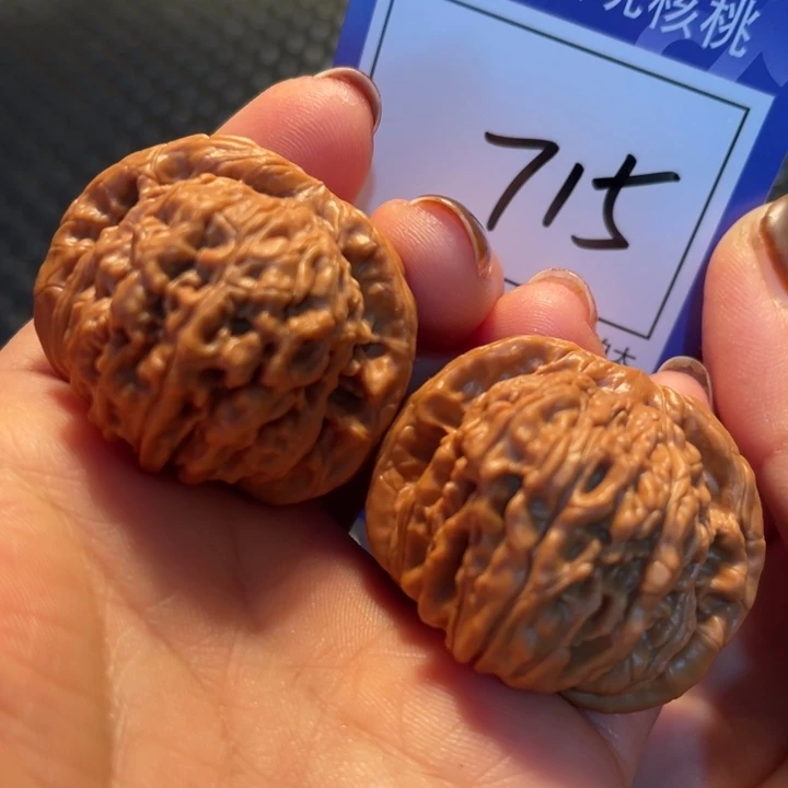 文玩核桃把件39楼子715、、