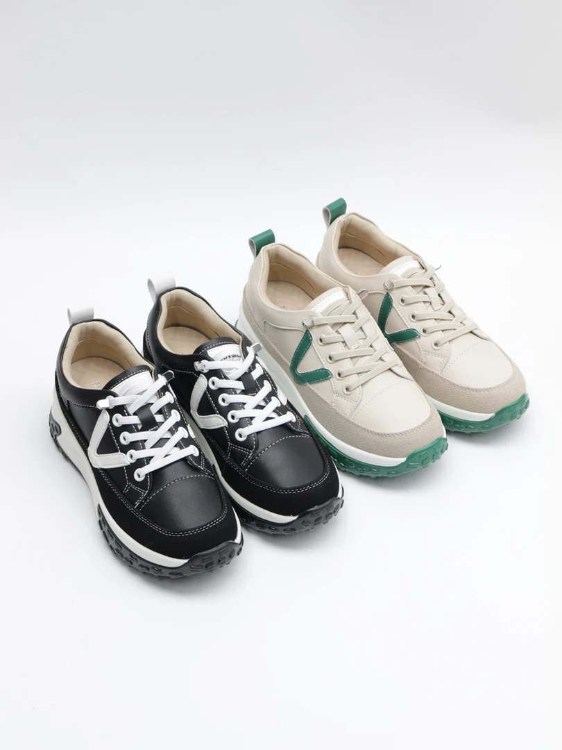 韩国4.5公分时尚百搭527休闲鞋