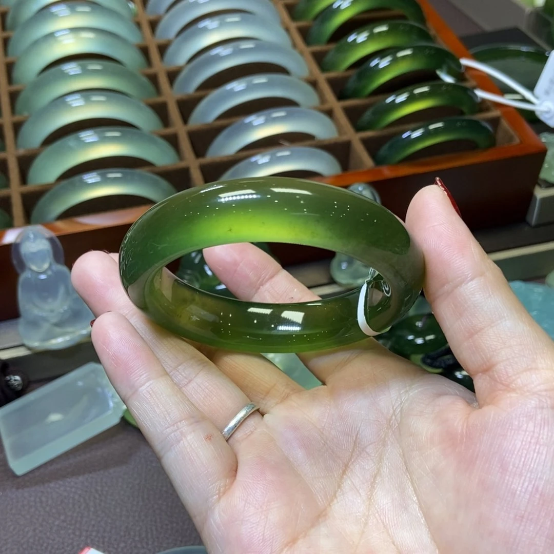 蛇纹石玉手镯56未镶嵌