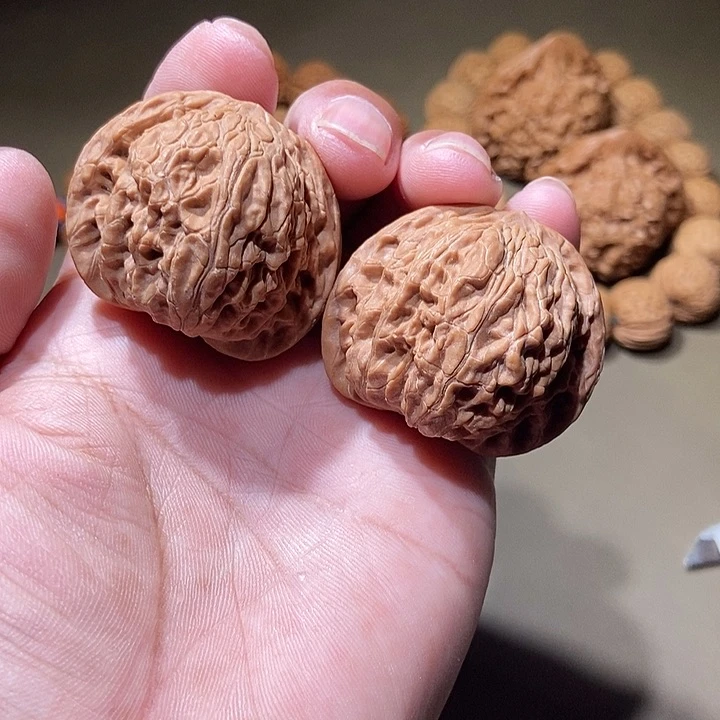 把件文玩核桃磨盘狮子头