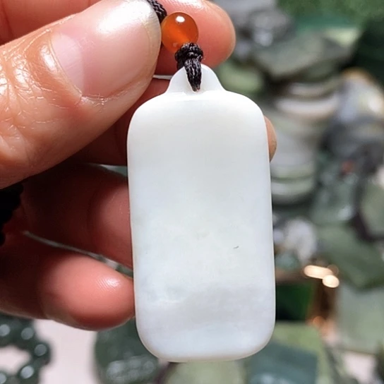 未镶嵌和田玉（糖玉）珠宝半成品