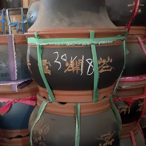 紫砂花盆金鱼缸盆一个