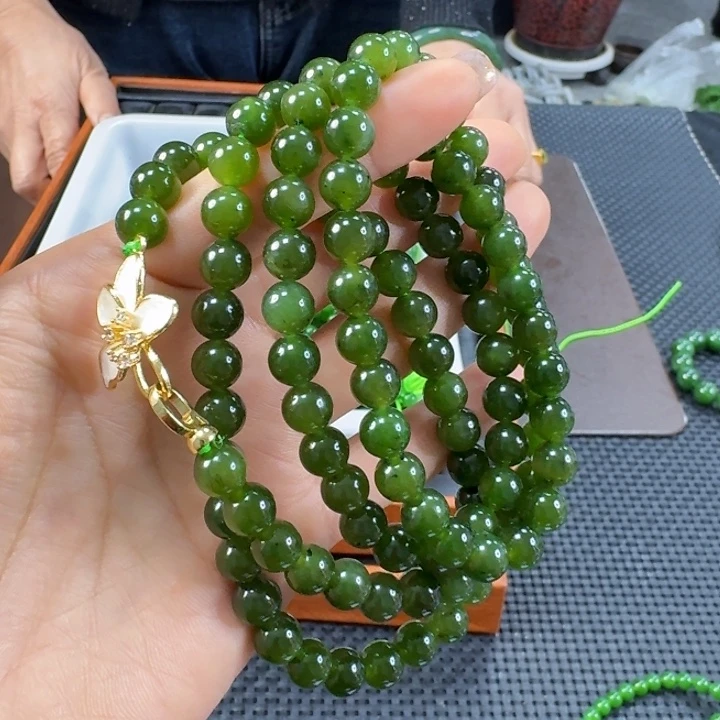 颈饰未镶嵌和田玉（碧玉）卡8