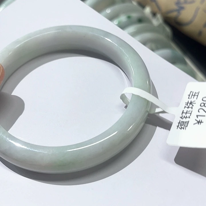 翡翠未镶嵌手镯纯天然缅甸A货翡翠