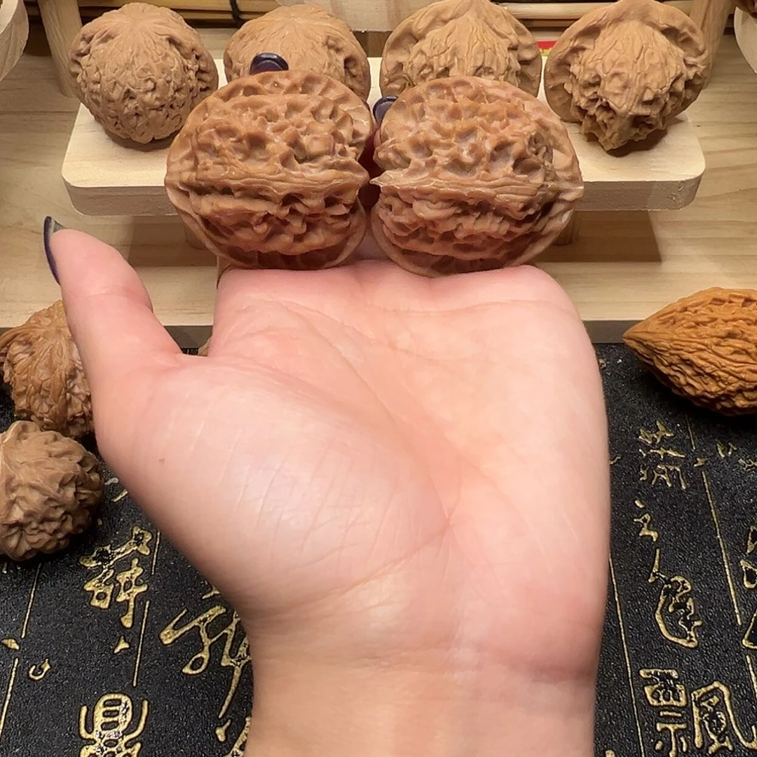 把件桃核苹果圆40手把件