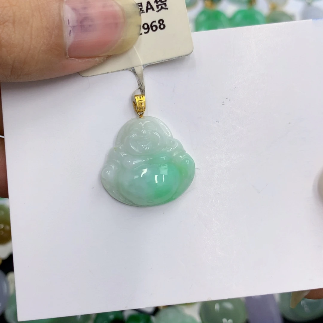 颈饰18K金镶嵌翡翠翡翠