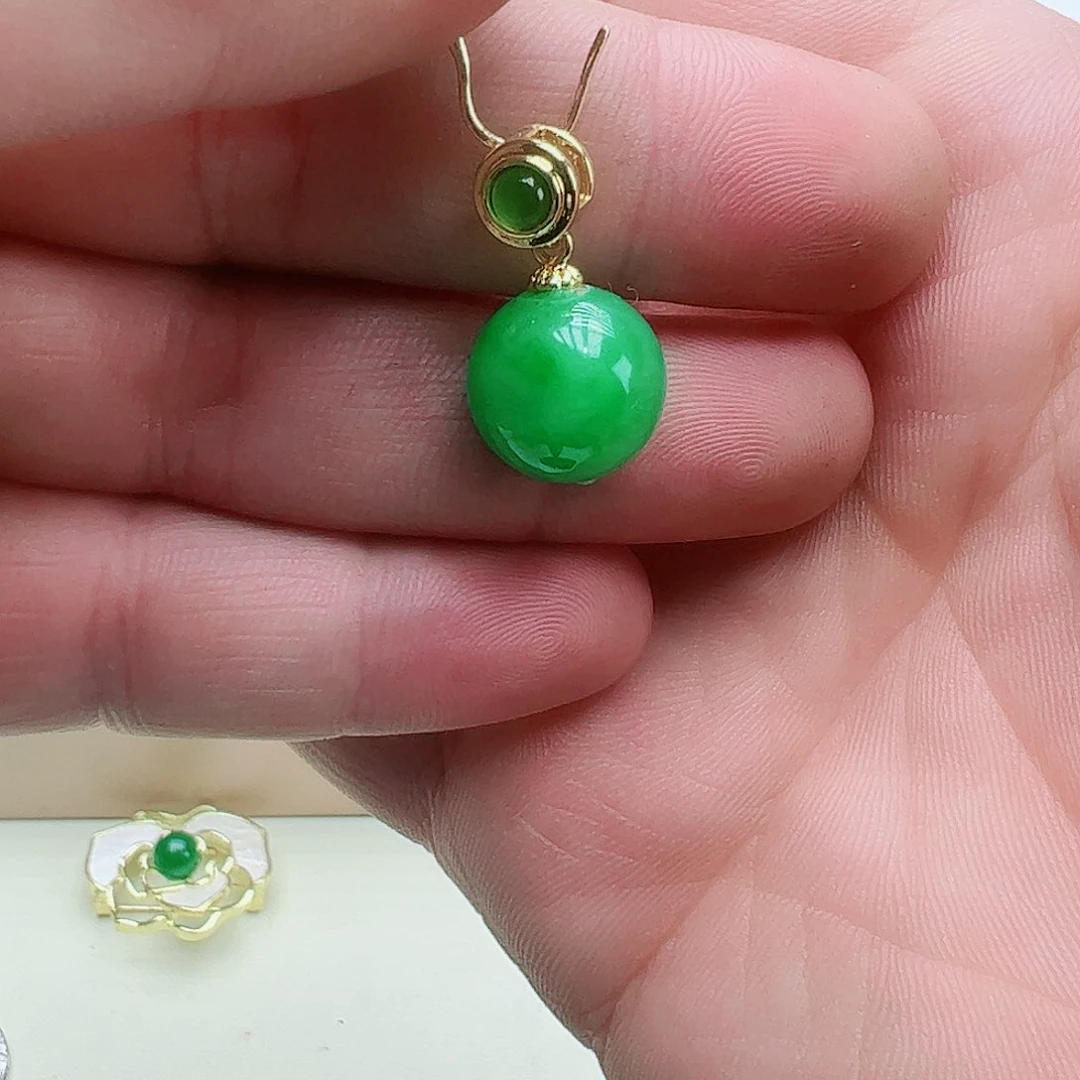 翡翠吊坠(赠链)银S925镶嵌