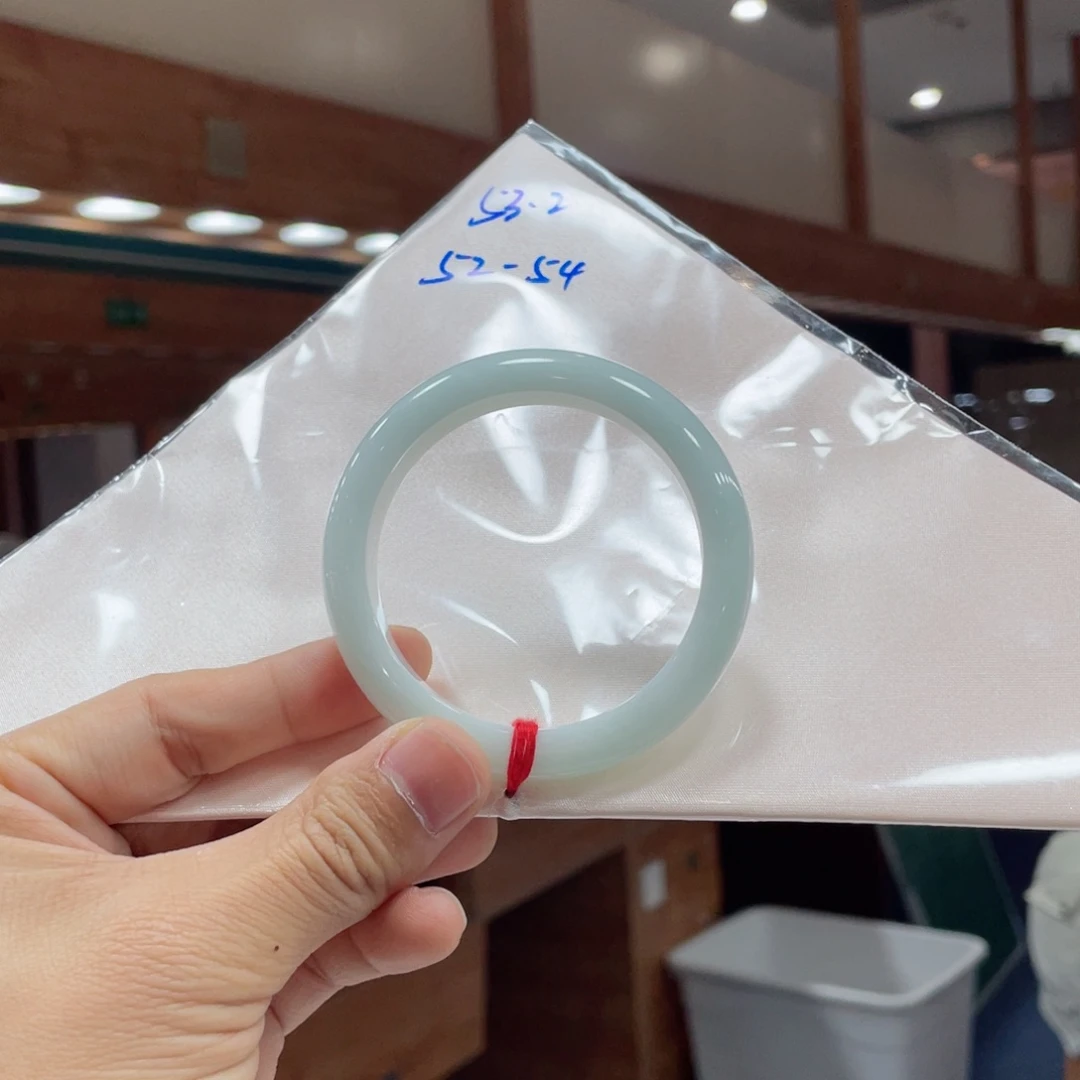 翡翠手镯未镶嵌买断