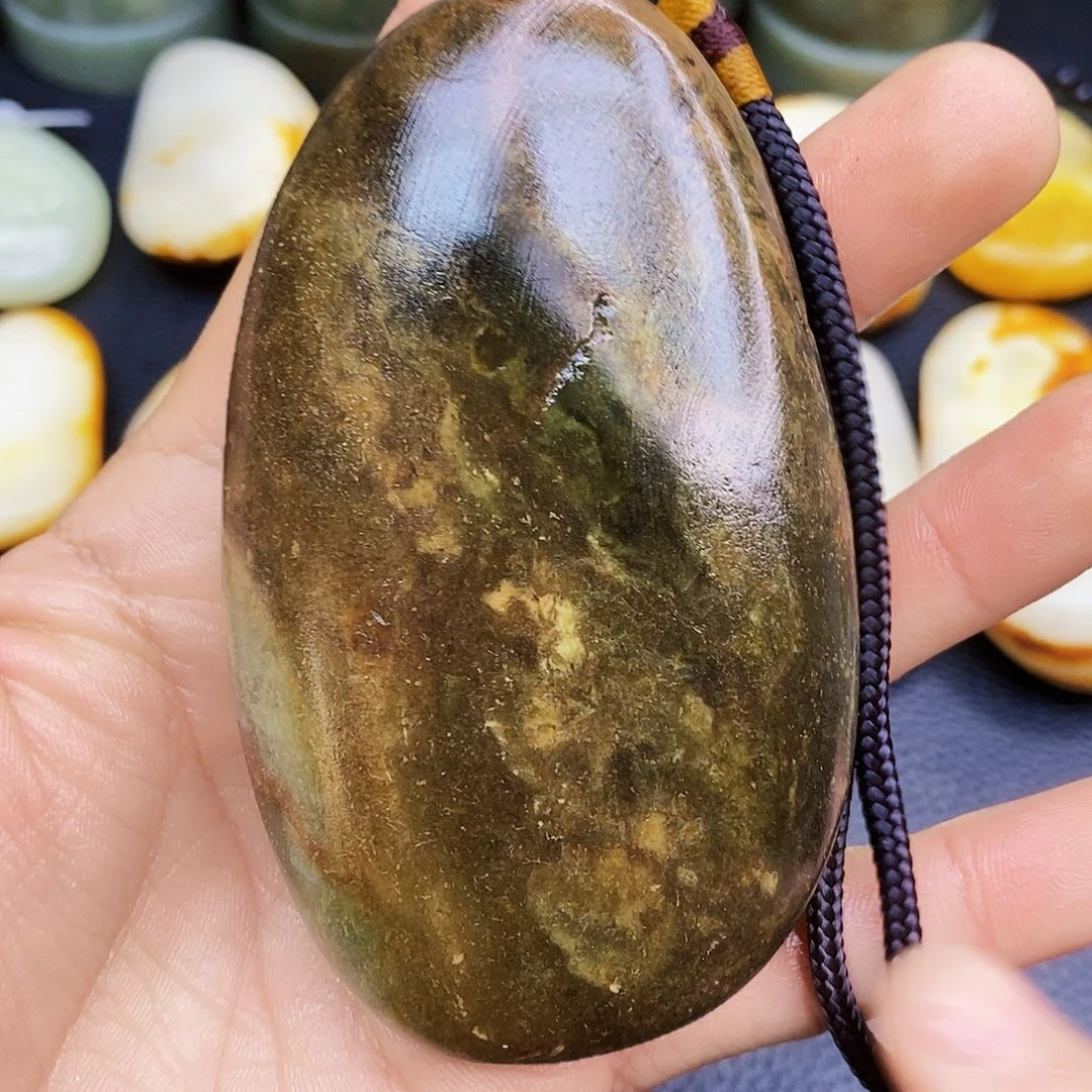 和田玉挂件未镶嵌