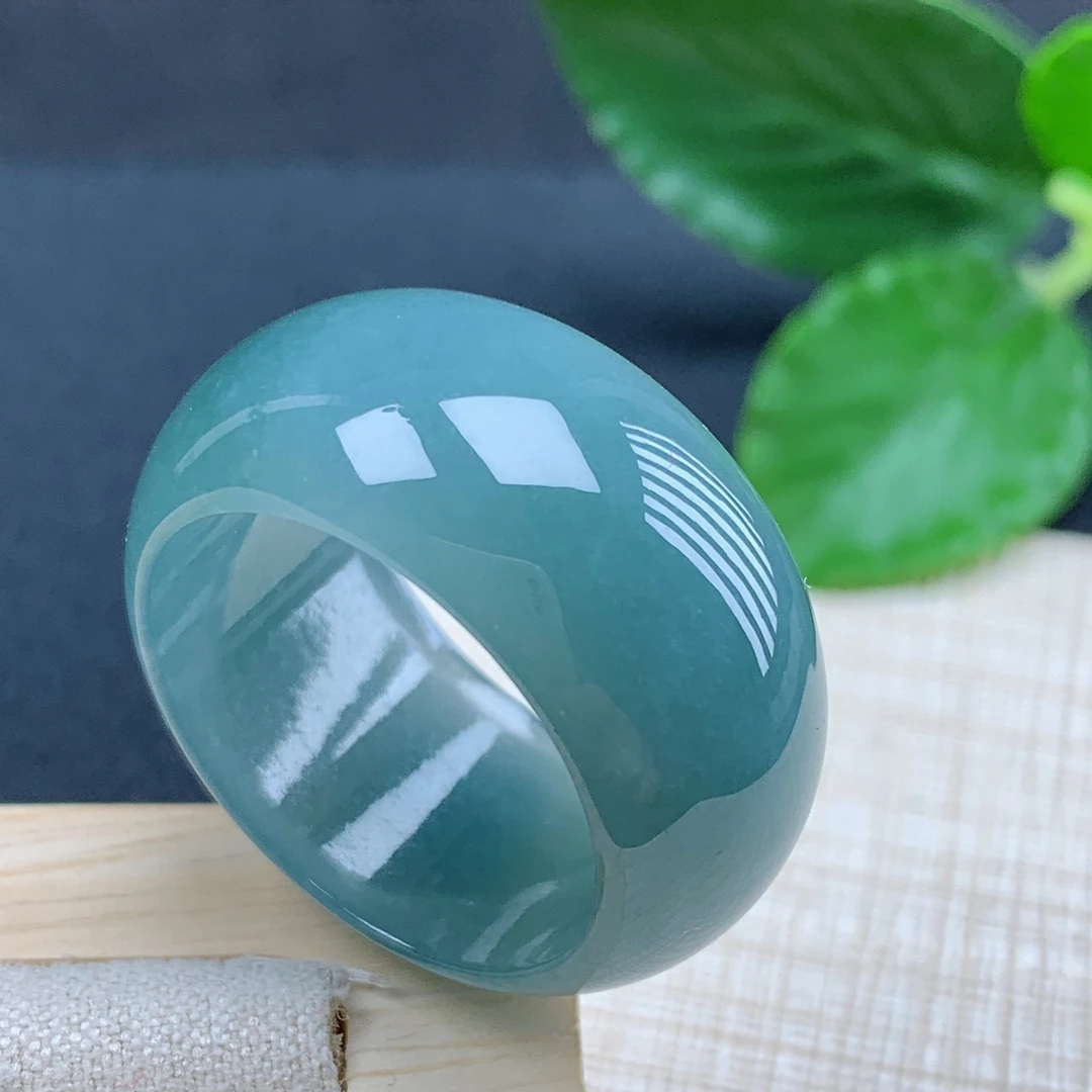 戒指内径19.5纯天然A货翡翠老坑冰种淡色素面轮胎宽扳指环精美