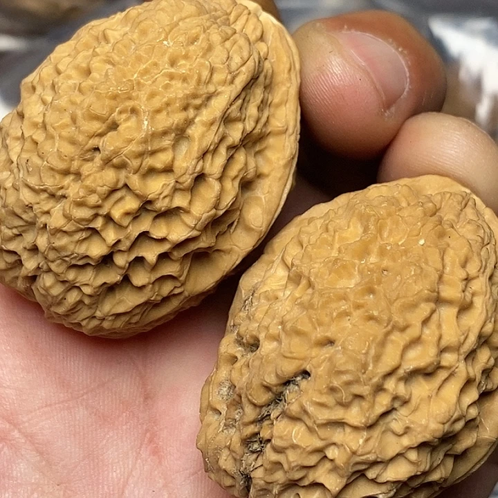 文玩核桃把件志成云铁文玩9