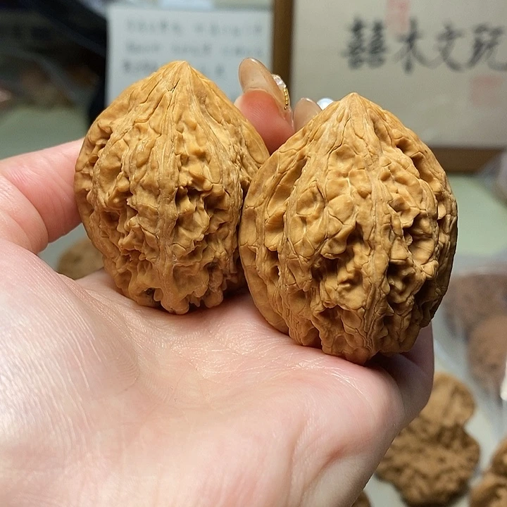 文玩核桃吊坠41大沽石