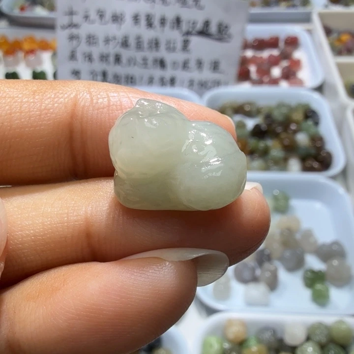 和田玉未镶嵌珠宝奇石