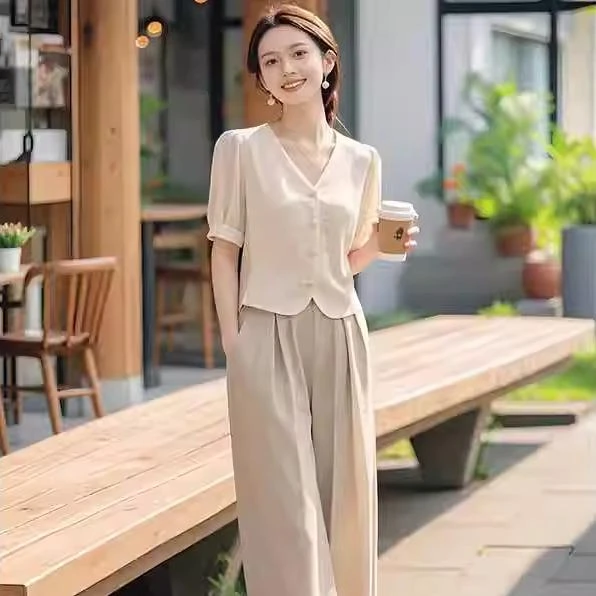 夏季2025年新款干练气质高级感洋气时尚杏色上衣裤子两件套装女装