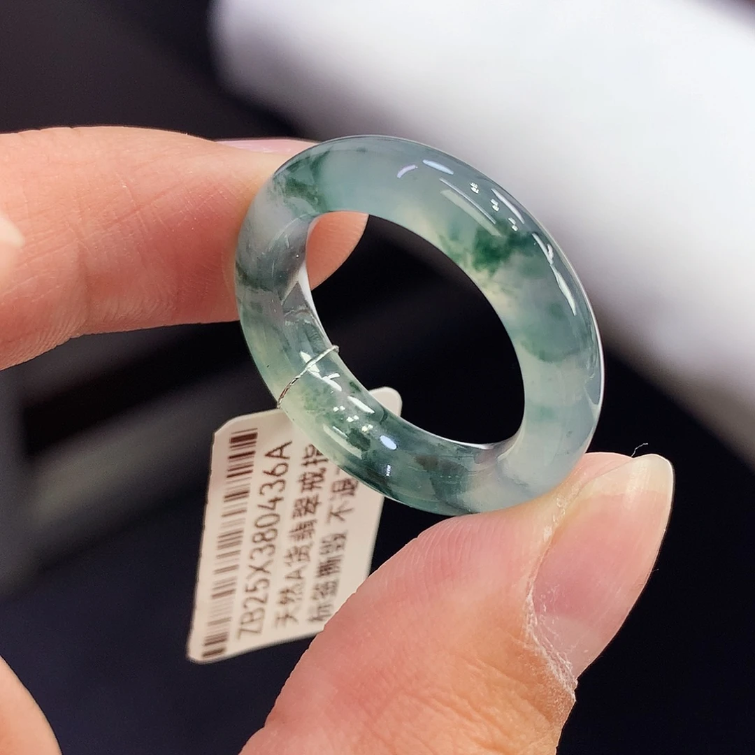 翡翠未镶嵌戒指18号