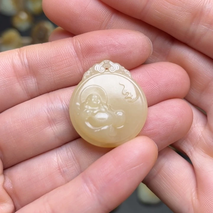 和田玉（糖玉）未镶嵌颈饰