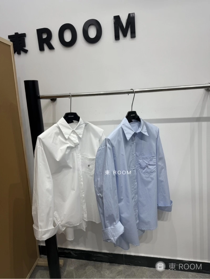 【東Room2025】春季新款纯色口袋Y小标衬衫外套显瘦时尚休闲必备