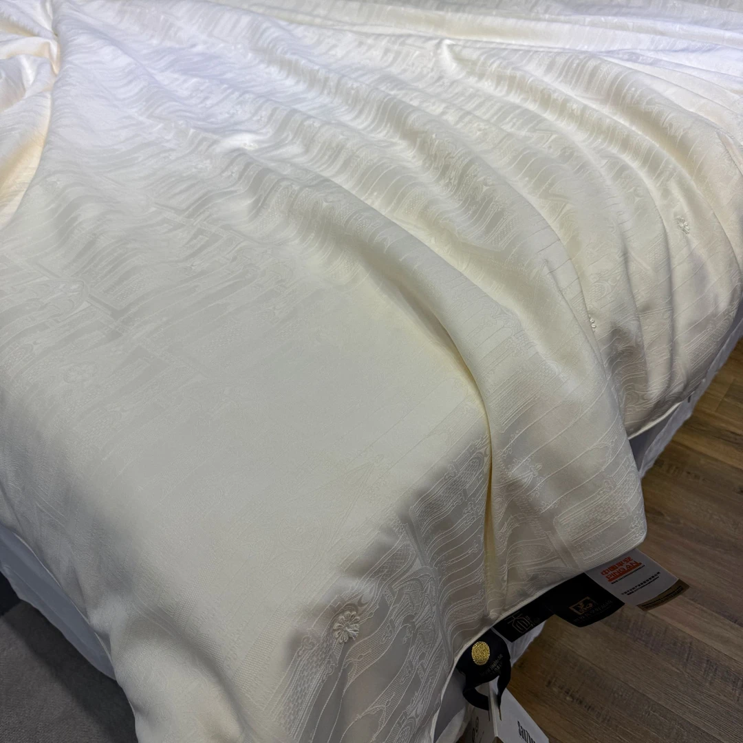 粉丝福利100%黄金蚕丝双层礼盒包装高档床品