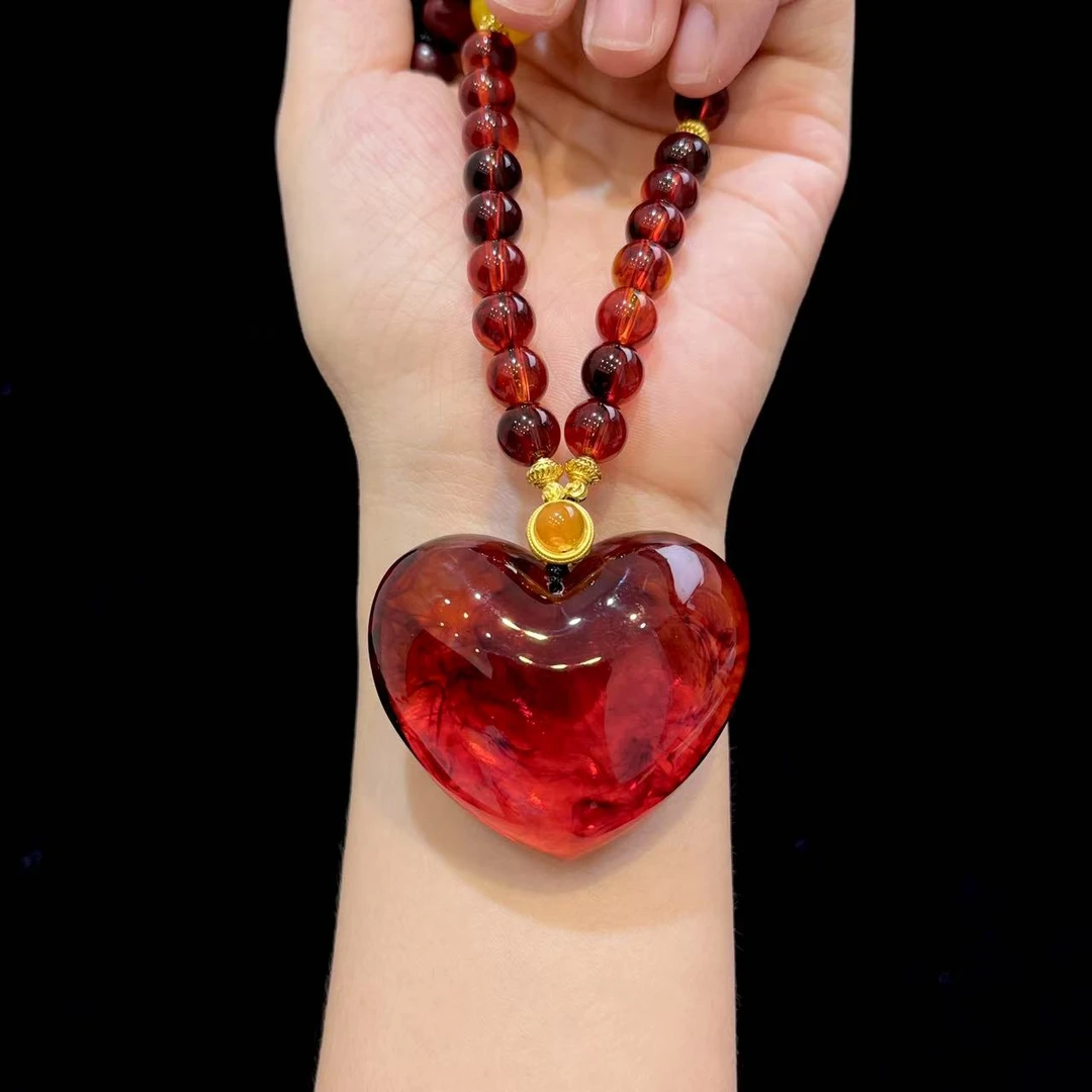 血珀吊坠（赠珠链） A28-332