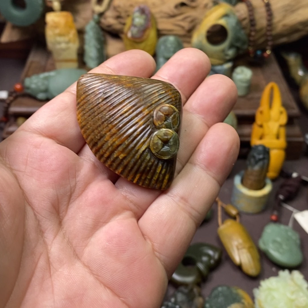 岫岩河磨玉（透闪石质玉）未镶嵌挂件