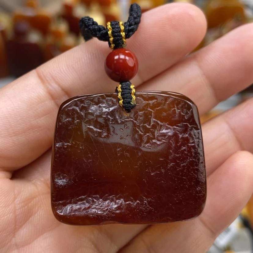 【闪购商品】琥珀颈饰未镶嵌