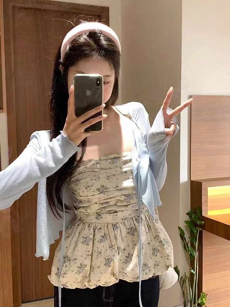 度假穿搭两件套女纯欲碎花抹胸花苞上衣v领系带针织开衫套装