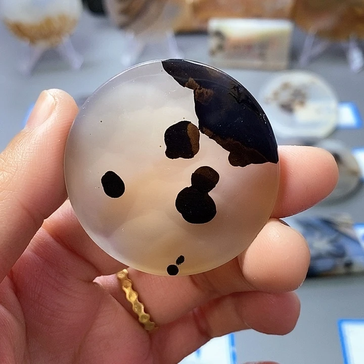 玛瑙/玉髓未镶嵌珠宝半成品