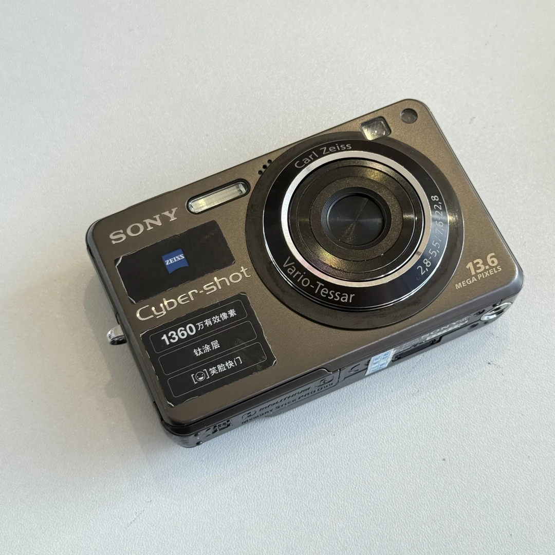 9新 Sony/索尼 索尼w300色彩感好滤镜多适合新手带配件