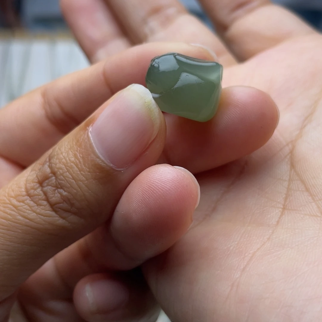 和田玉未镶嵌吊坠(不含链)