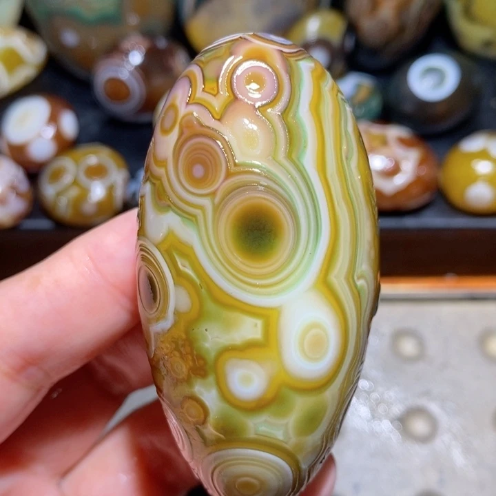 未镶嵌玛瑙/玉髓珠宝半成品48