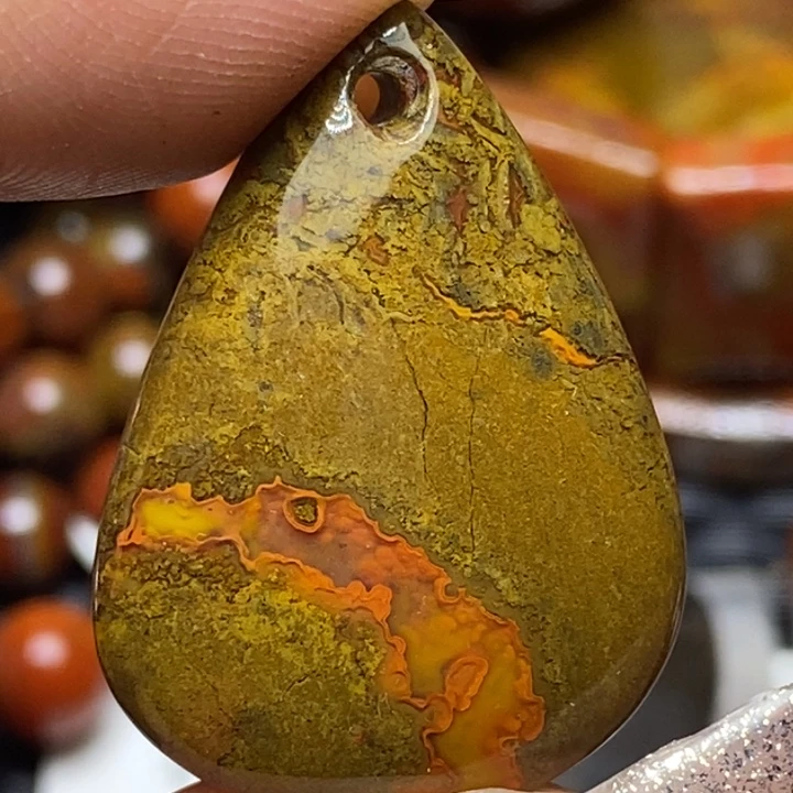 玛瑙/玉髓颈饰未镶嵌