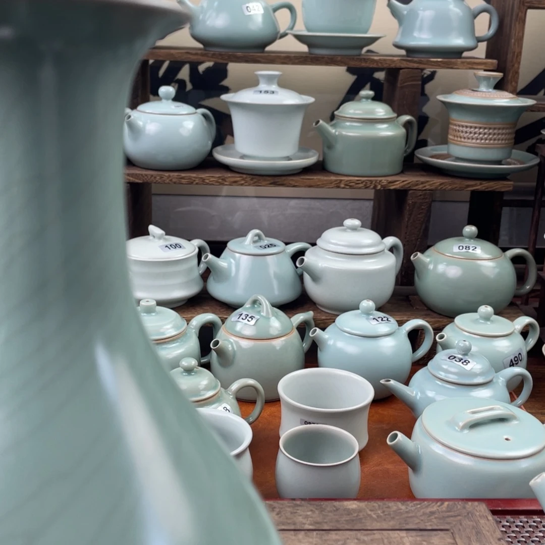 M***K陶微瑕仿古……………………