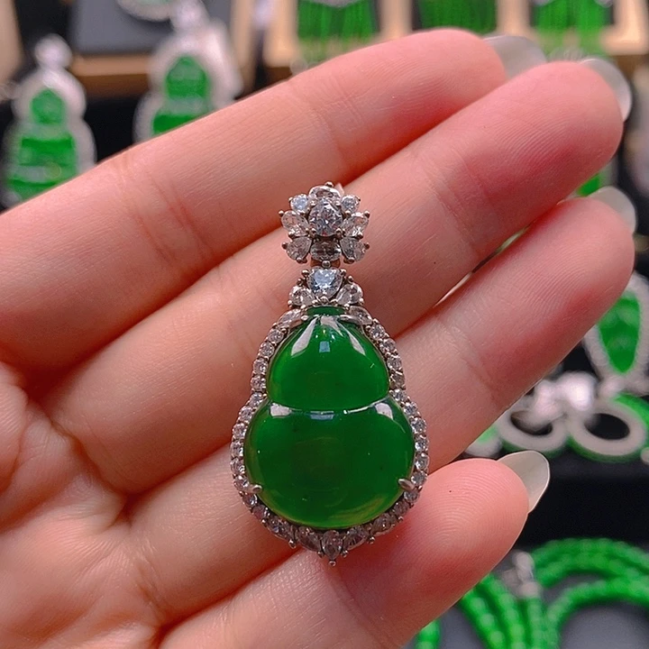 翡翠未镶嵌颈饰2466856