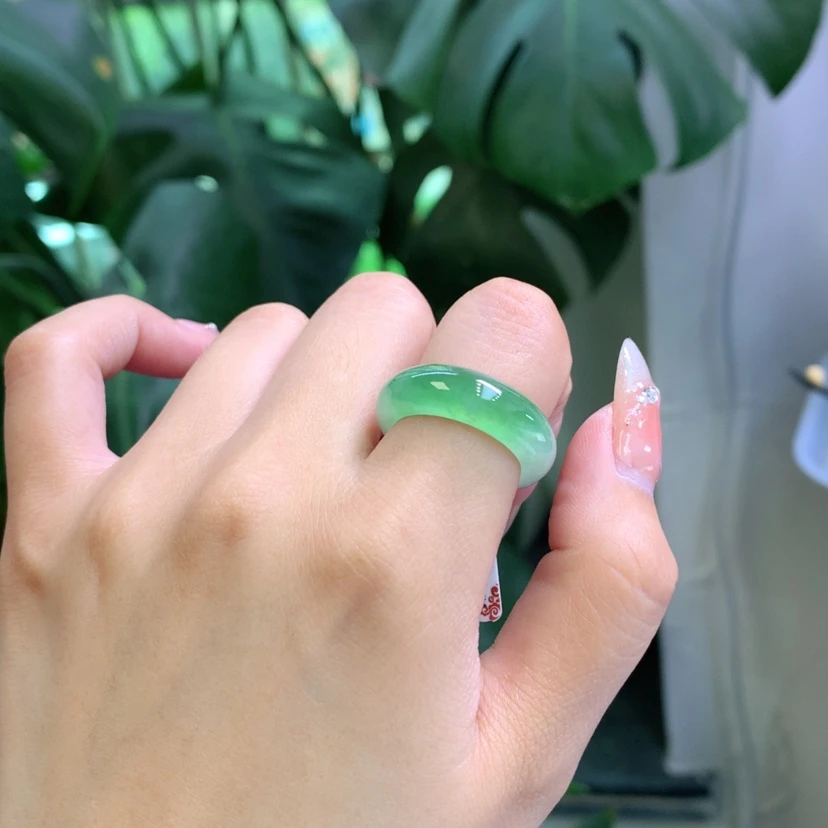 【闪购商品】翡翠戒指未镶嵌13-14号半山水冰甜绿轮胎