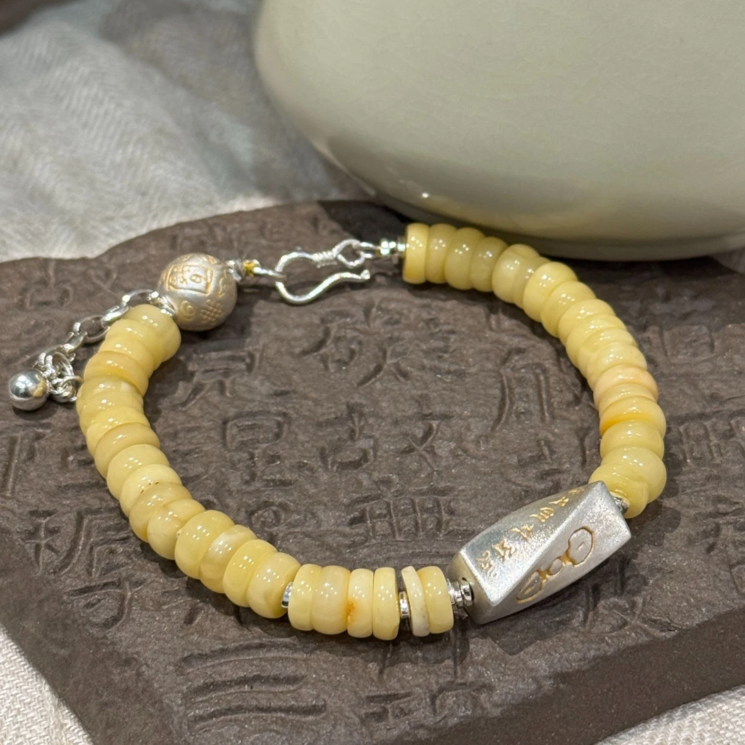 <一禅兄>S925银蜜蜡隔片扭形六字真言长条珠吉言珠双扣手链简约