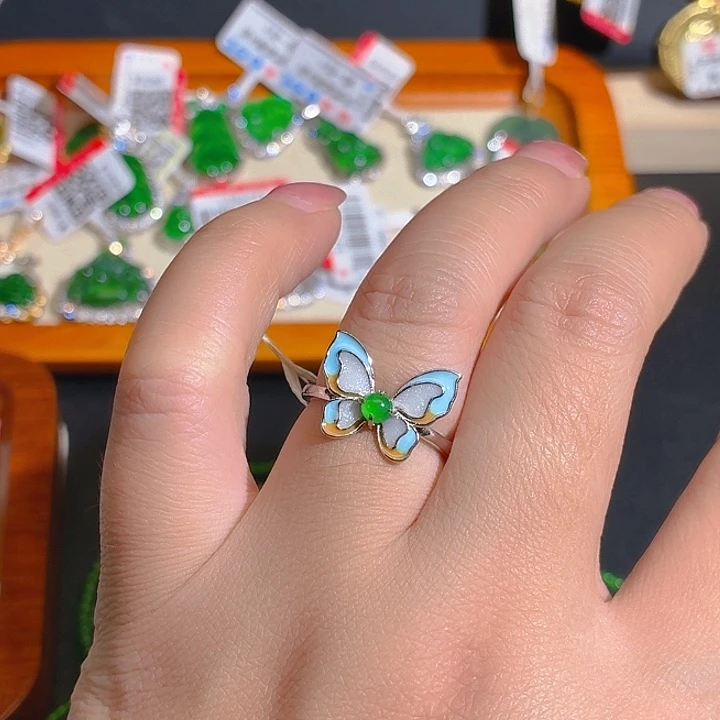 翡翠足银镶嵌颈饰翡翠戒指88