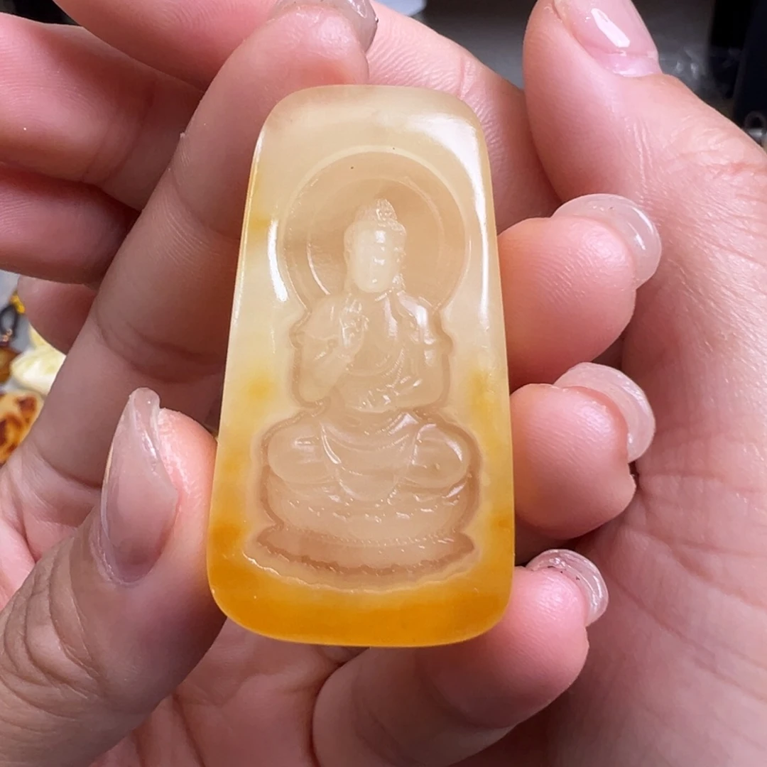 裸石蜜蜡未镶嵌阿弥陀佛