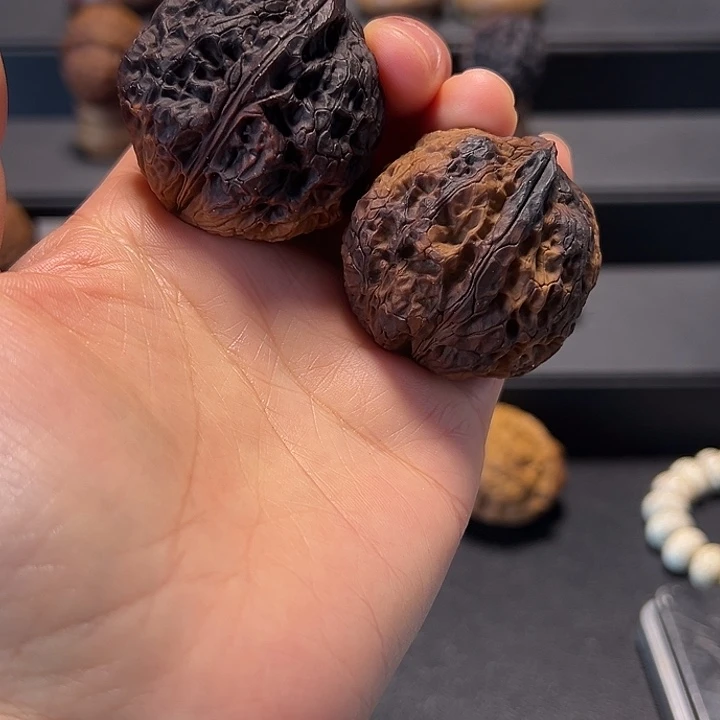 把件文玩核桃L雪山老蟾头41