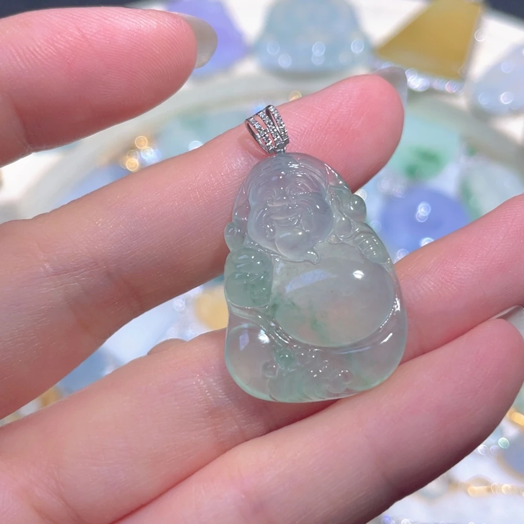 翡翠18K金镶嵌颈饰翡翠