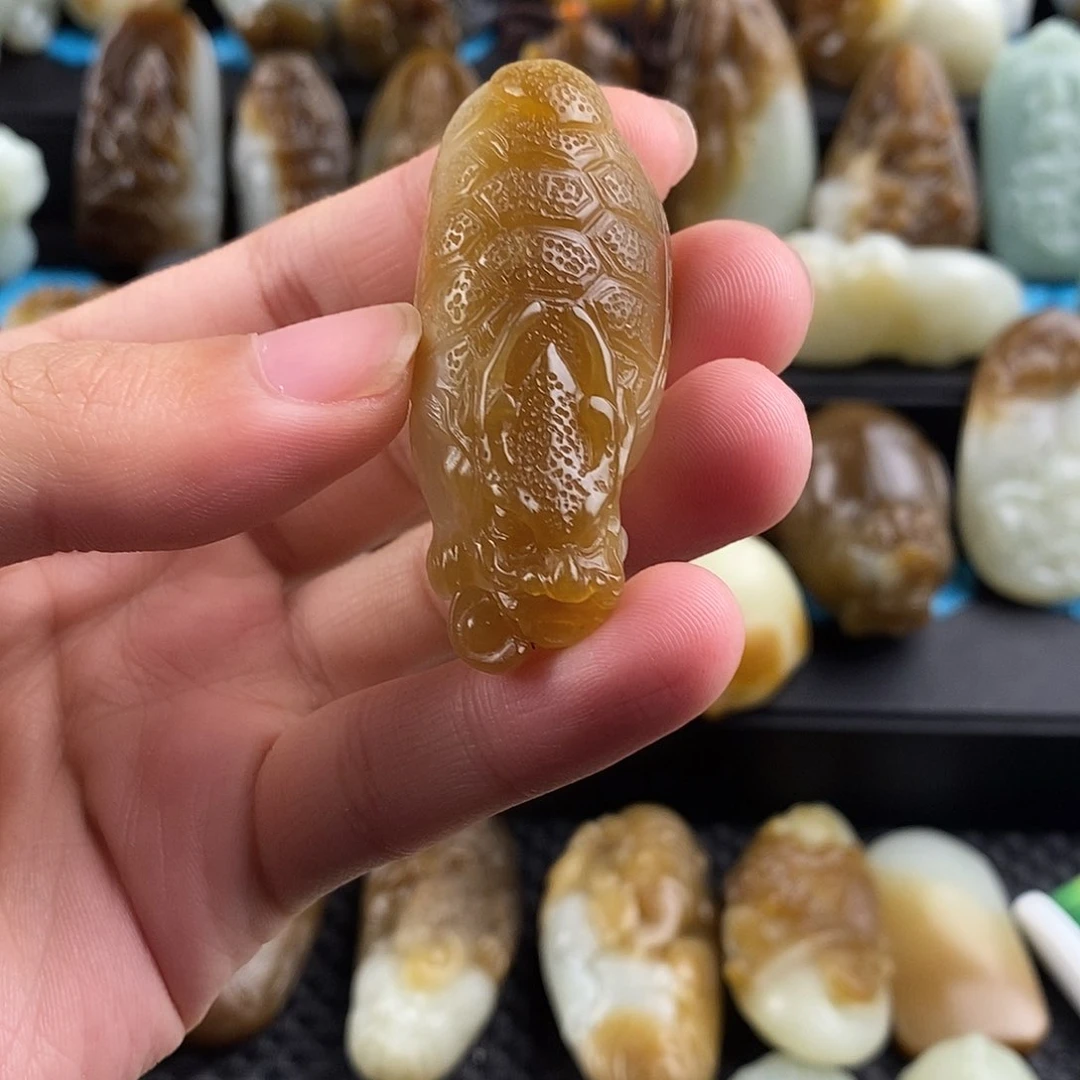 和田玉挂件未镶嵌