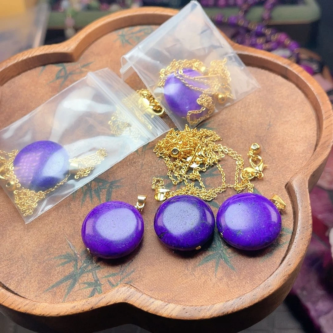 毛绒s780吊坠带链子