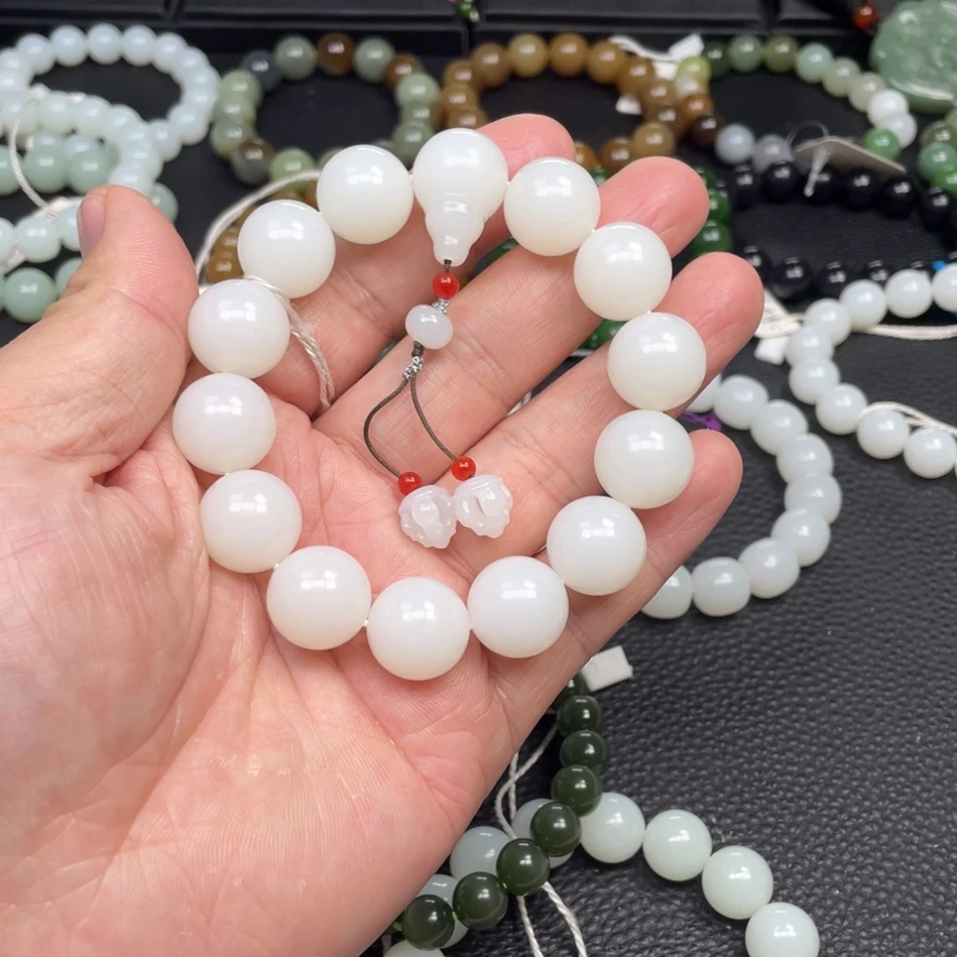 和田玉未镶嵌手链